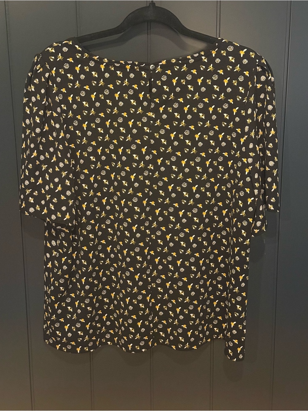 🐝 Ann Taylor Factory Women’s Print Bee  Daisy Black Blouse - Size L Cottagecore - Picture 8 of 10